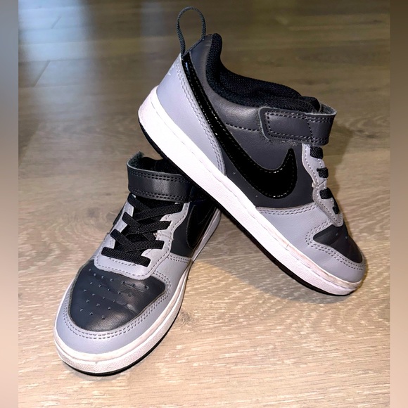 Nike Other - Boys Nike Court Borough Low 2 Stay-Put Closure Casual Sneakers, Gray, Sz 12